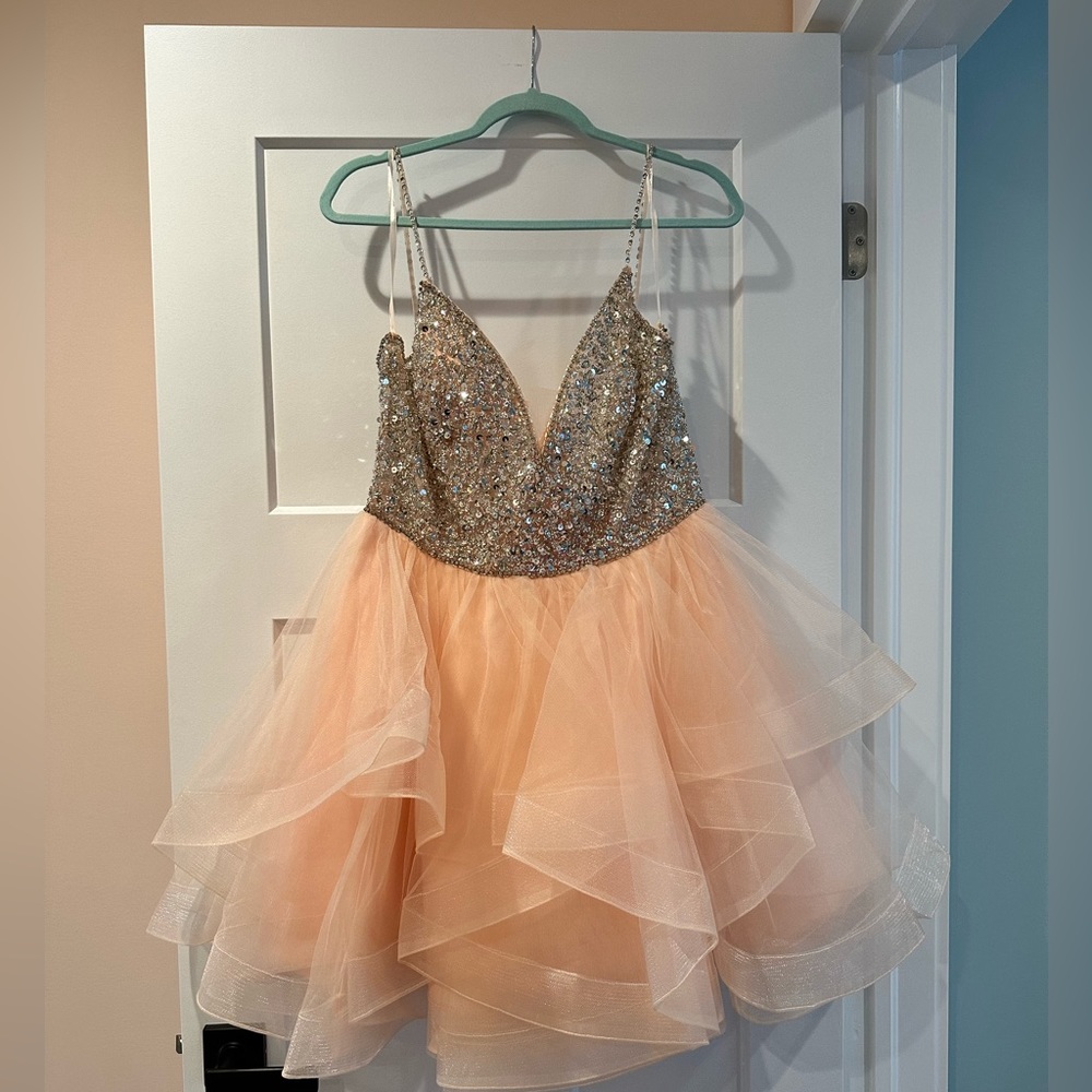 Prom girl dress